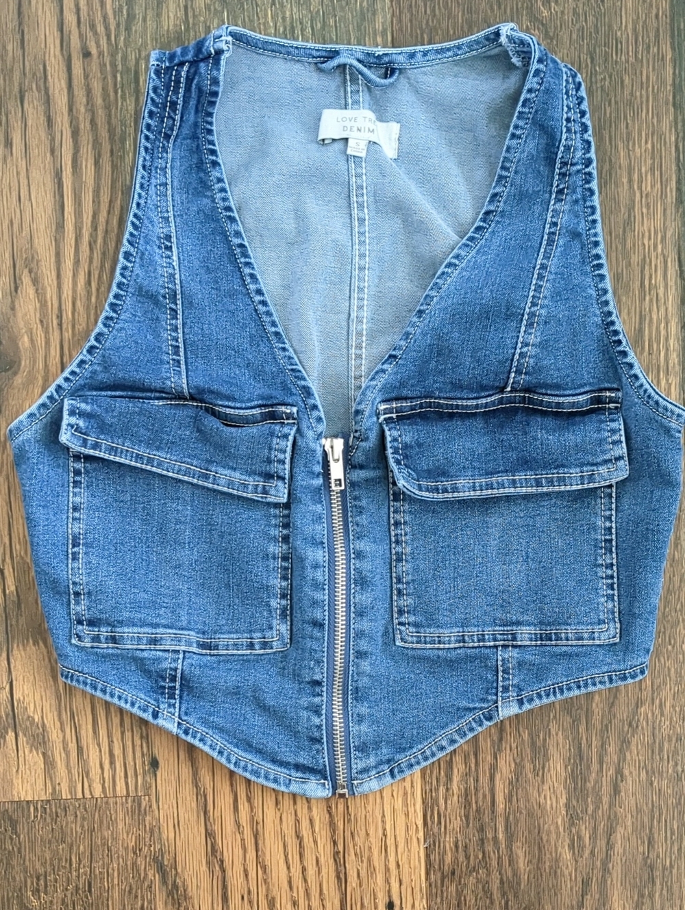 Love Tree Denim Zip-Front Women's Denim Jean Vest in Blue, Size Small